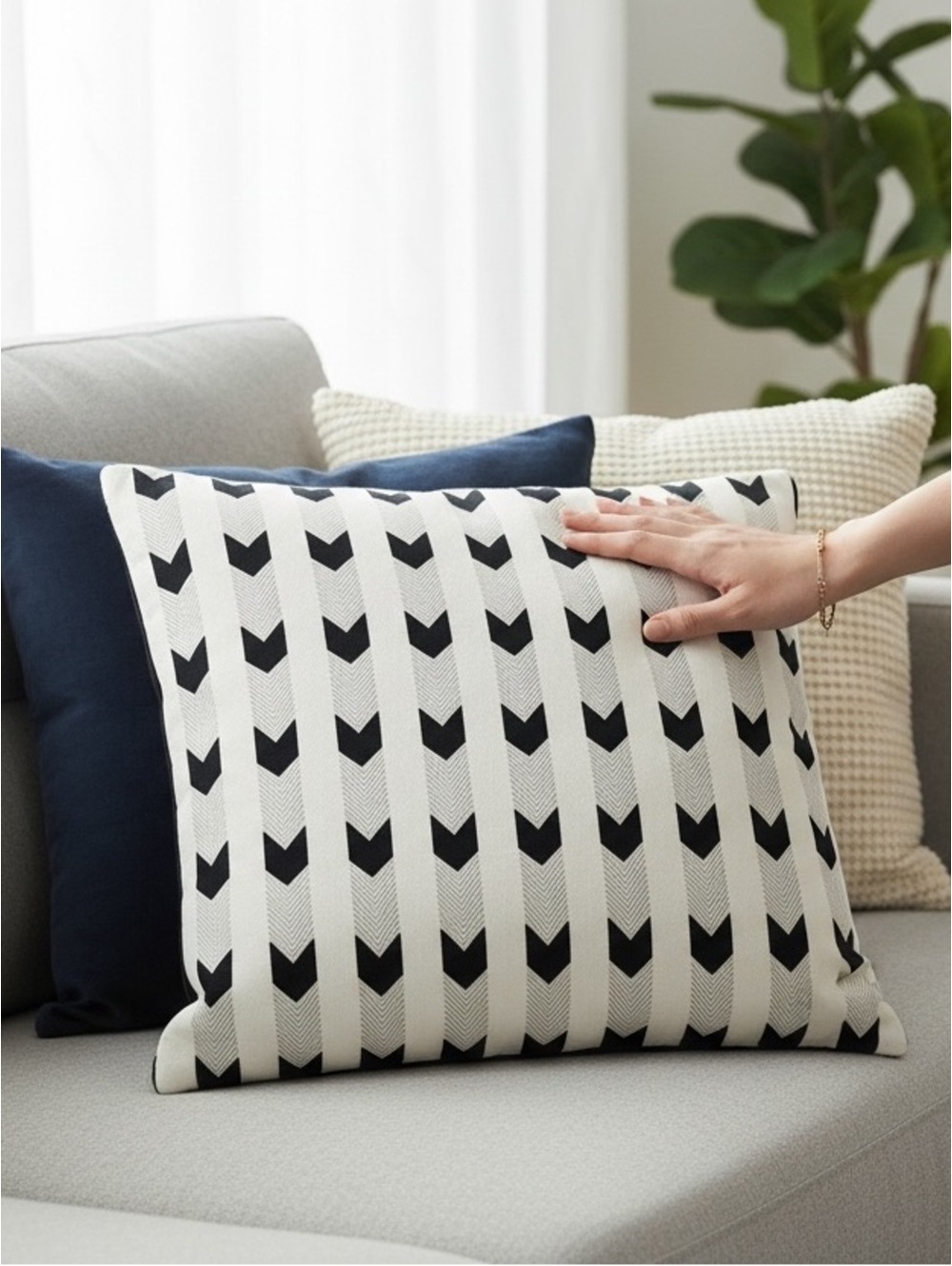Black and White Pillow Cover 23 x 23 in - Picture 8 of 9